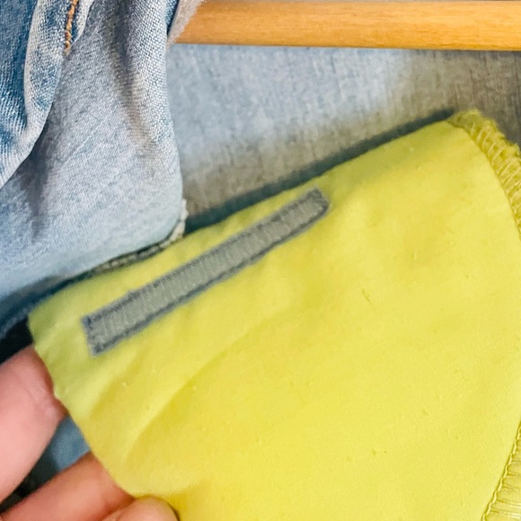 CAbi light blue denim blazer jacket button front #250 stretch Women’s Size L - Picture 9 of 9